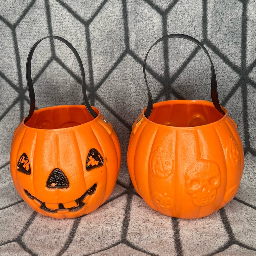 Vintage AJ Renzi Blow Mold Pumpkin Halloween Double Sided Bucket Pail #650